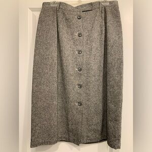 VTG Elisabeth by Liz Claiborne Wool Blend A-Line Skirt with button front.